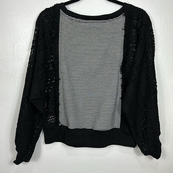 See And Be Seen Round Neck Striped Top With Crochet Sleeves Size S - Picture 4 of 9